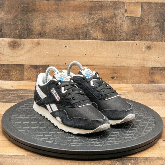 Reebok Shoes - Reebok Classic Women's Athletic Shoes Nylon Sneaker Running Black Walking Size 8